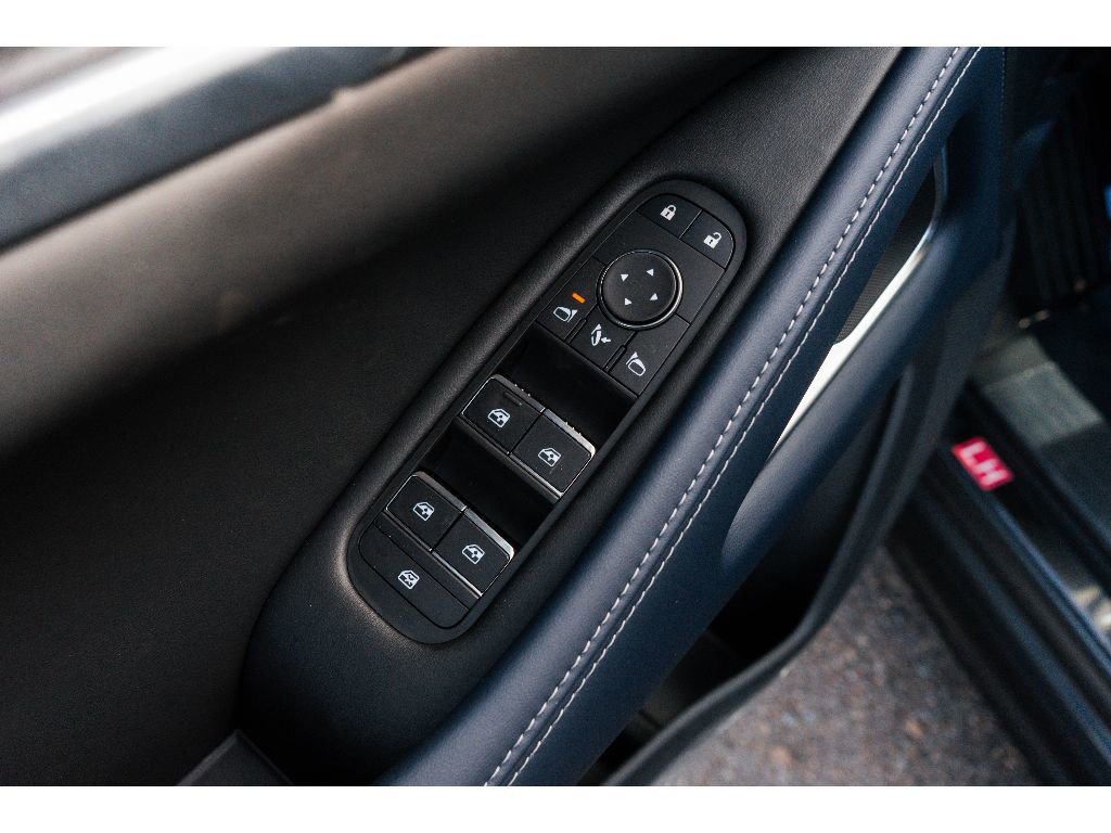 New 2026 INFINITI QX60 Sport w/ Dark Cargo Package image 7