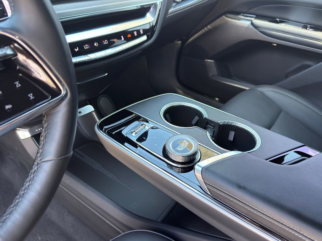 Used 2024 Cadillac Lyriq Sport image 20