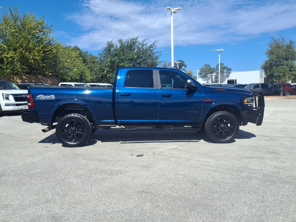 Used 2021 RAM 2500 Laramie w/ Night Edition AWD/4WD image 4
