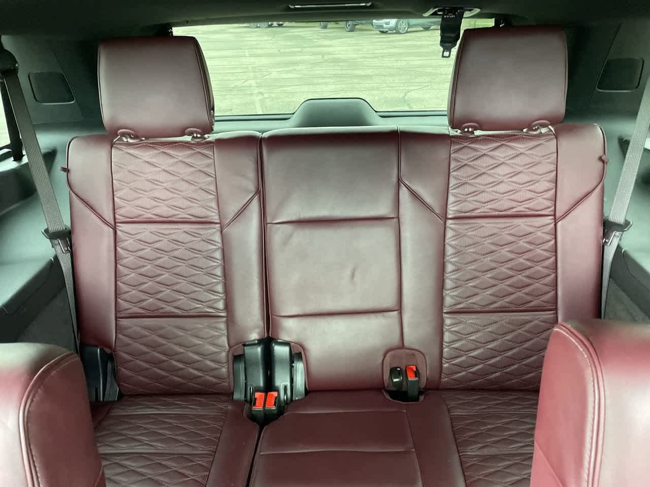 Certified 2025 Cadillac Escalade Premium Luxury w/ LPO, Floor Liner Package AWD/4WD image 19