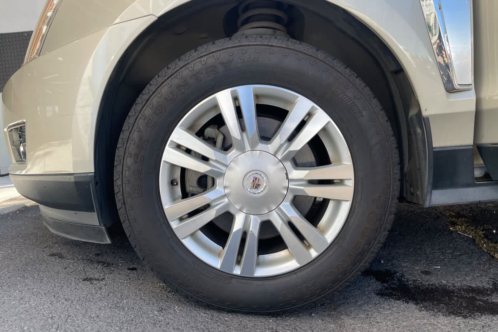 Used 2016 Cadillac SRX Luxury AWD/4WD image 15