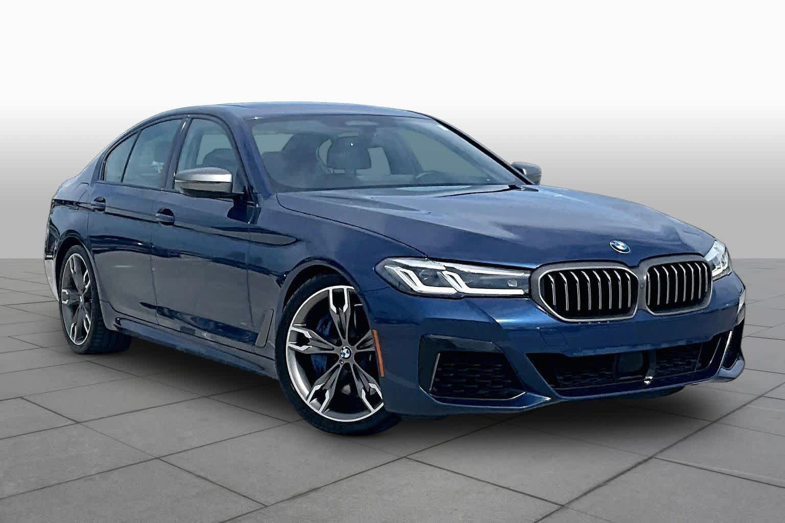 Used 2021 BMW M550i xDrive w/ Executive Package AWD/4WD image 2