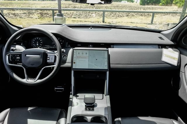 New 2026 Land Rover Discovery Sport Landmark AWD/4WD image 20