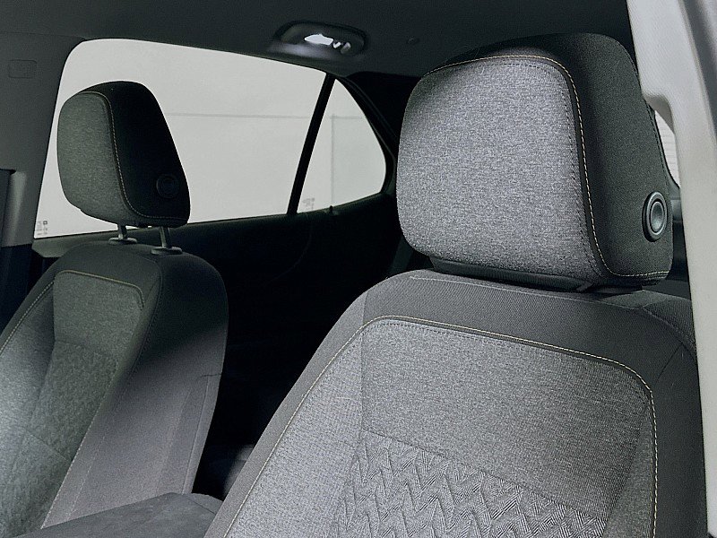 Used 2023 Chevrolet Equinox LT image 19