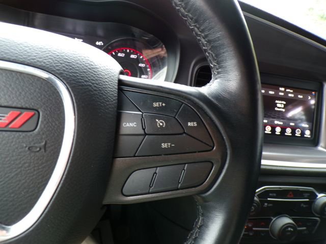 Used 2022 Dodge Charger SXT w/ Driver Convenience Group RWD image 19