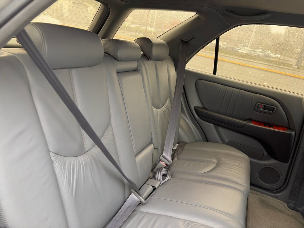 Used 2000 Lexus RX 300 4WD image 25