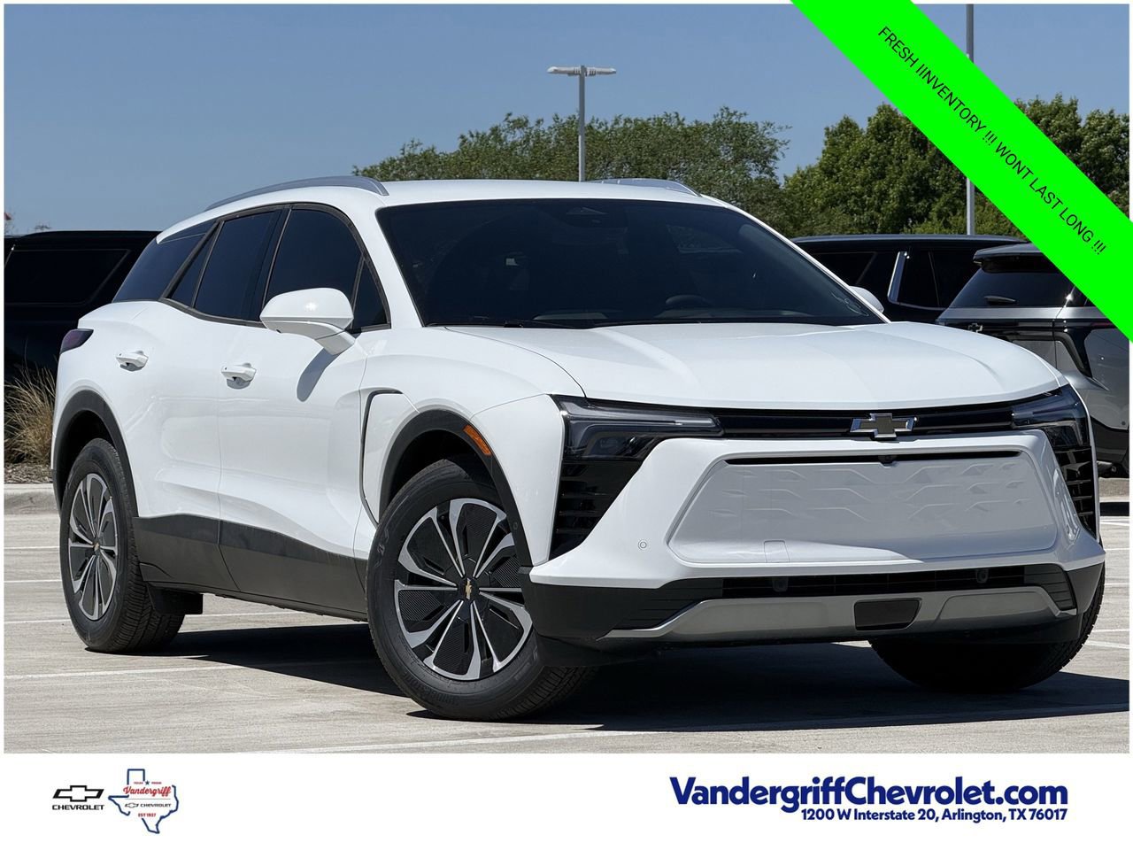 New 2026 Chevrolet Blazer EV LT w/ Super Cruise Package FWD image 2