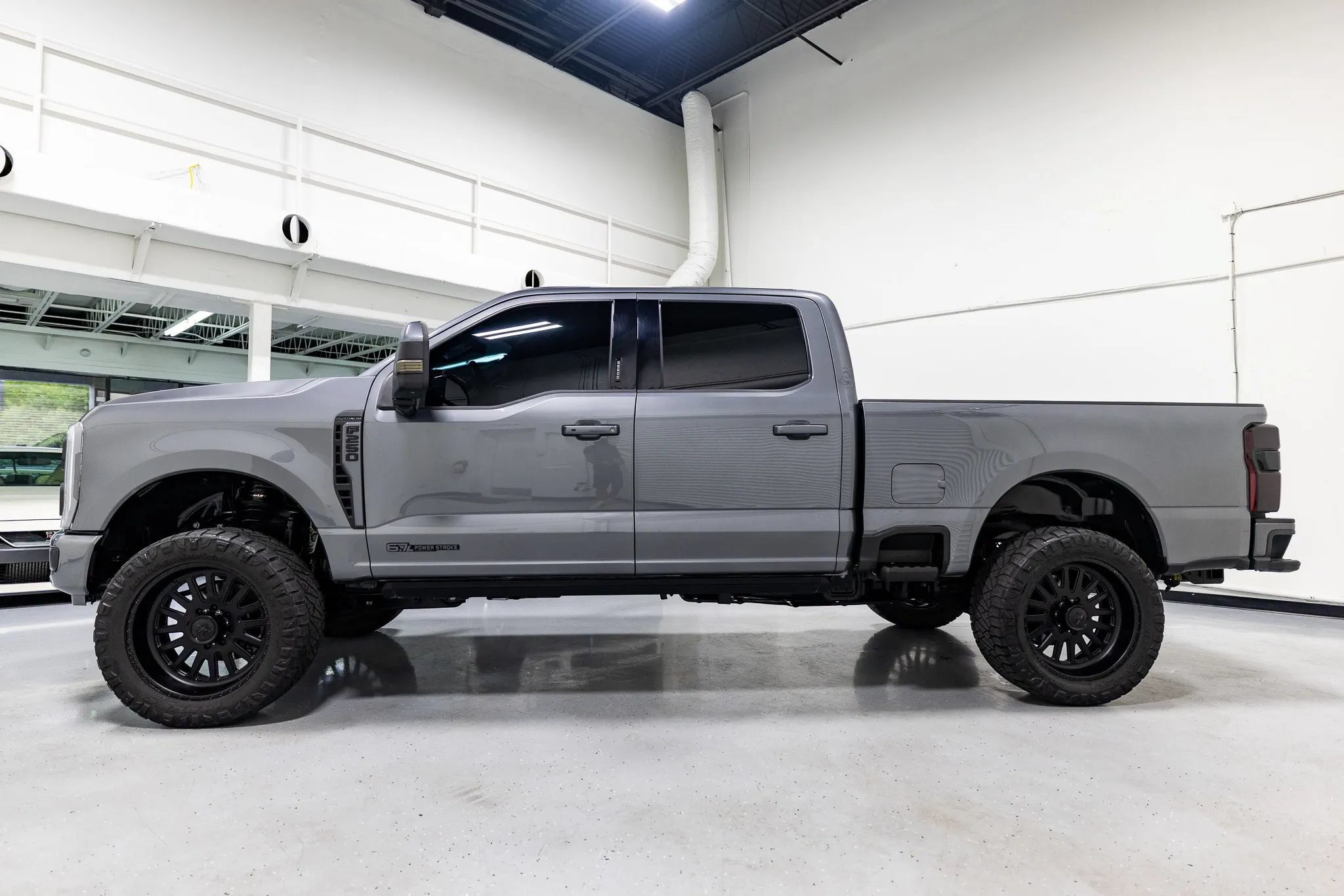 Used 2024 Ford F250 Platinum AWD/4WD image 11