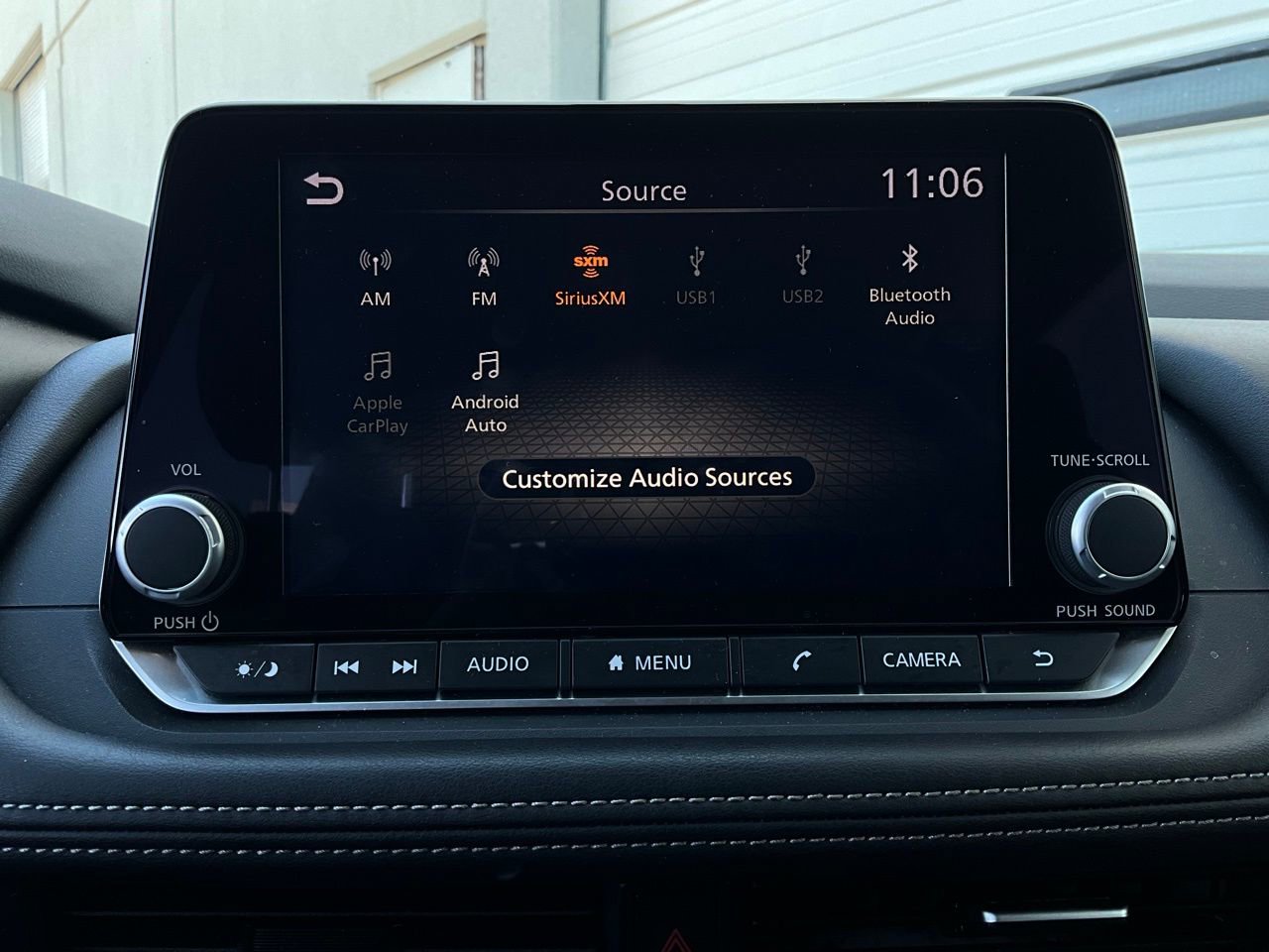 Used 2025 Nissan Rogue SV FWD image 30