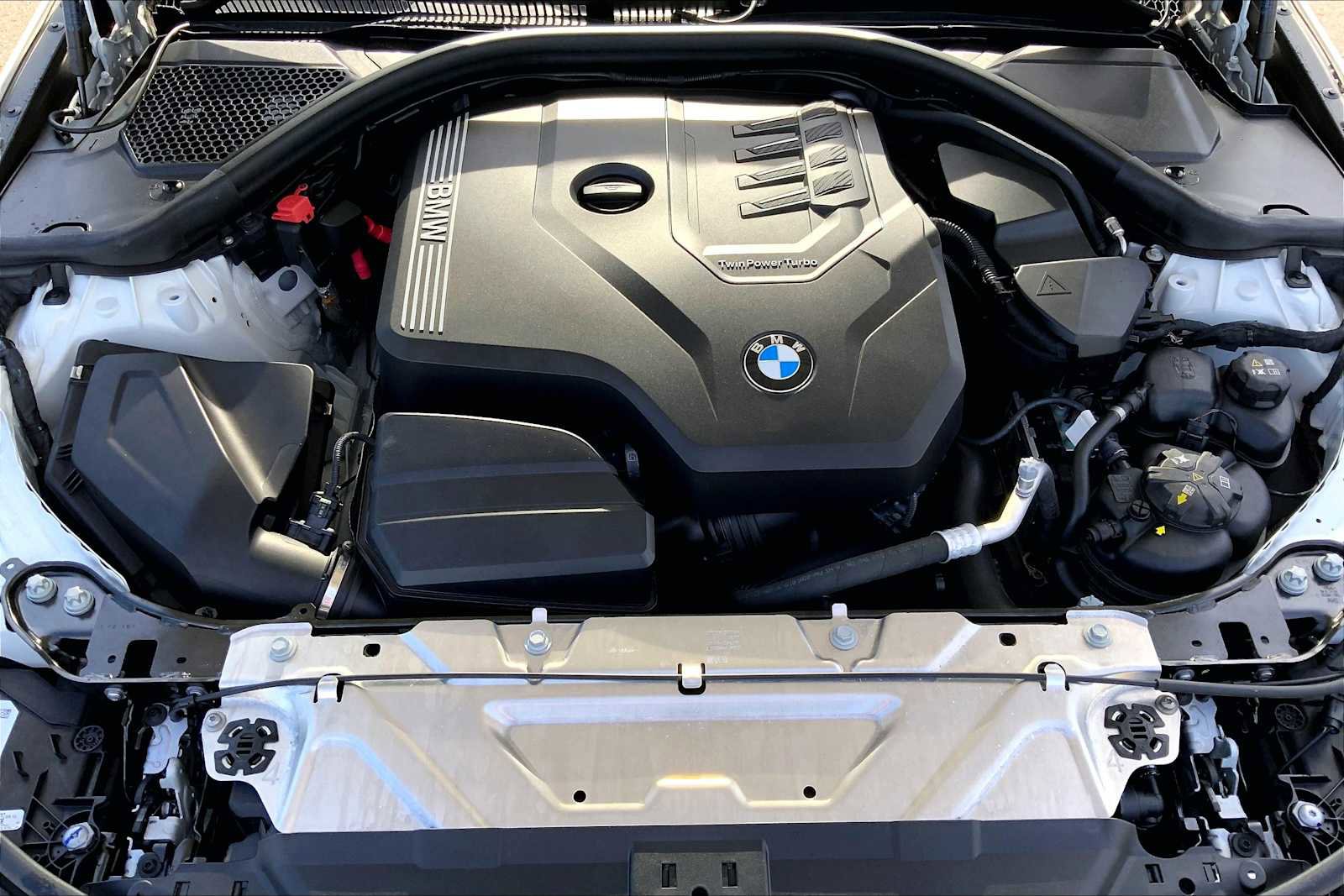 Used 2024 BMW 330i xDrive Sedan w/ Premium Package image 31