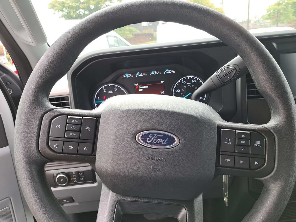 New 2025 Ford F350 XL w/ XL Chrome Package AWD/4WD image 10