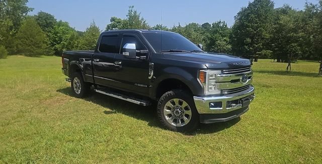 Used 2017 Ford F250 Lariat w/ Lariat Ultimate Package AWD/4WD image 1