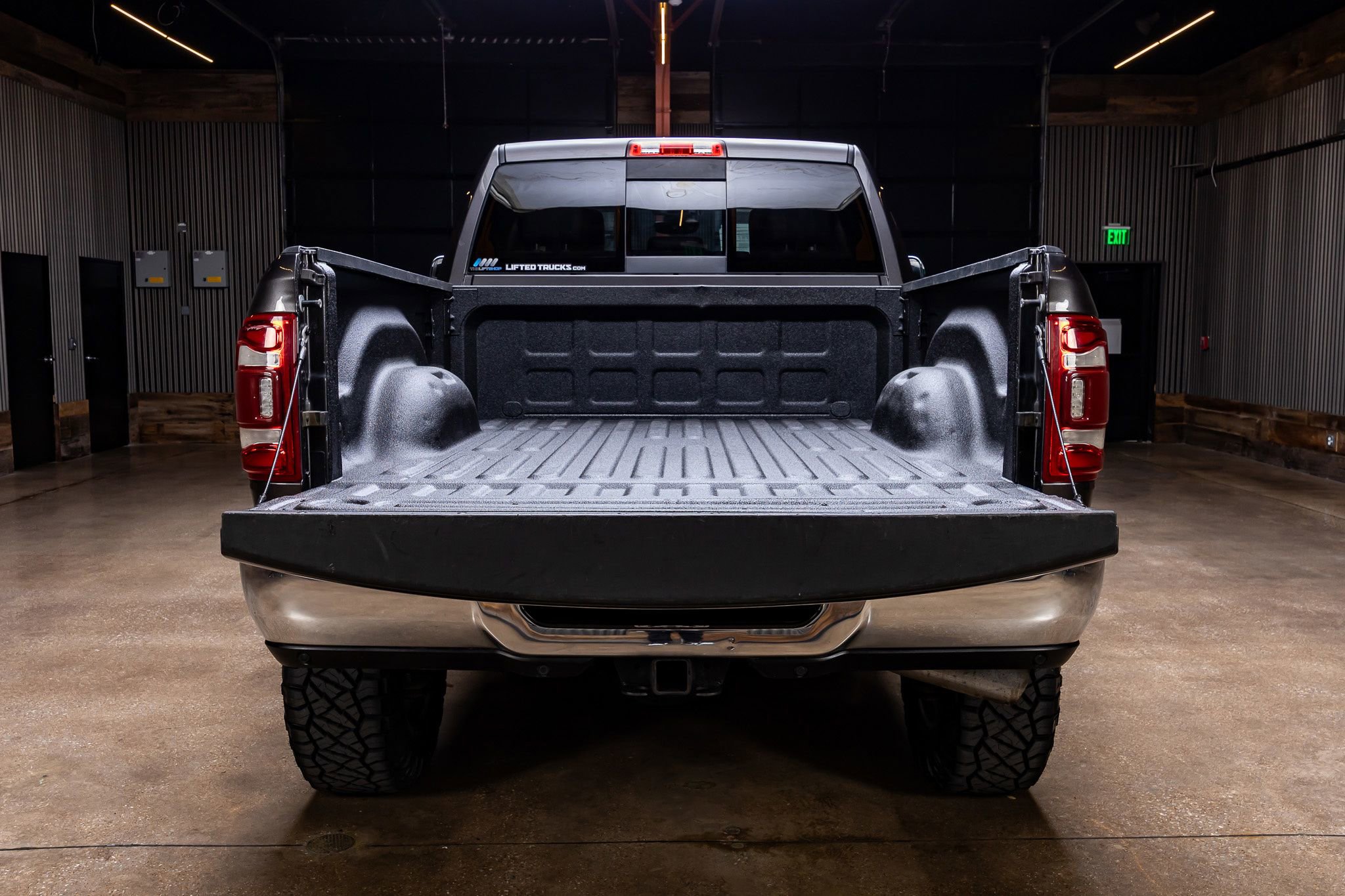Used 2020 RAM 2500 Laramie AWD/4WD image 9