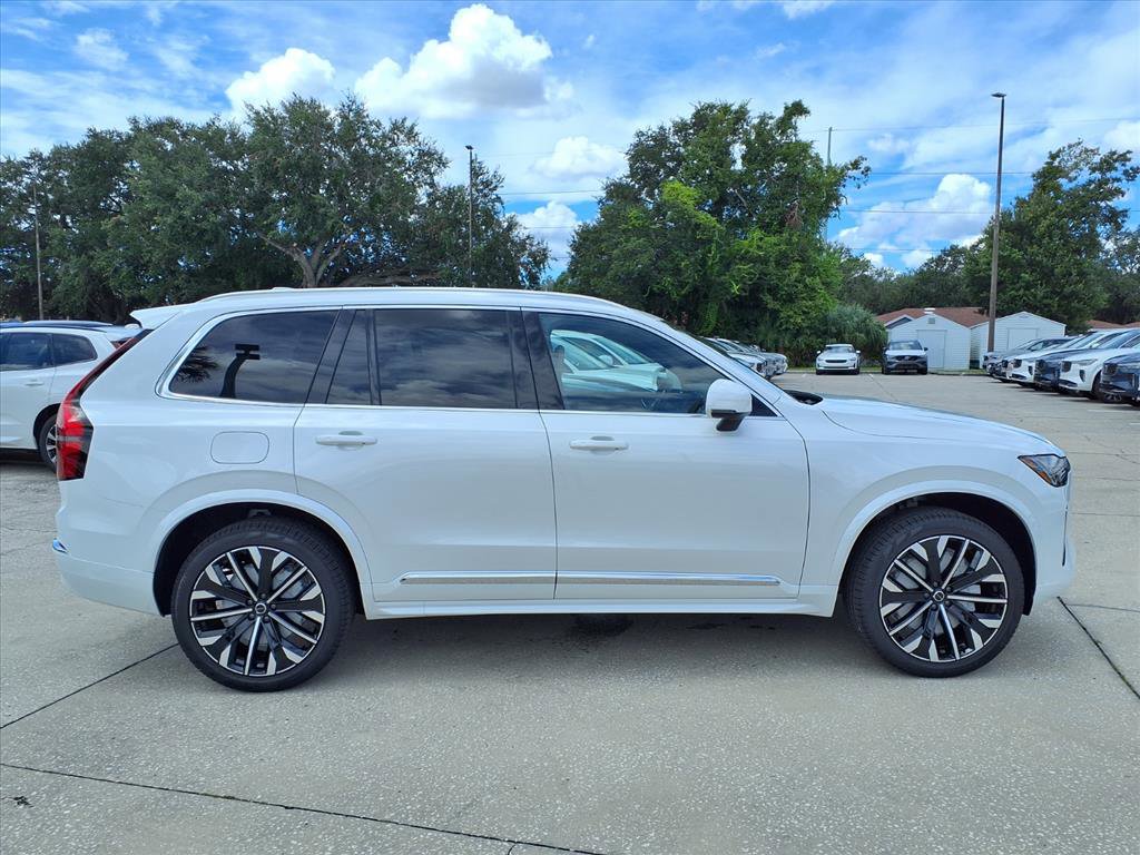 New 2026 Volvo XC90 B5 Core w/ Protection Package Premier image 8