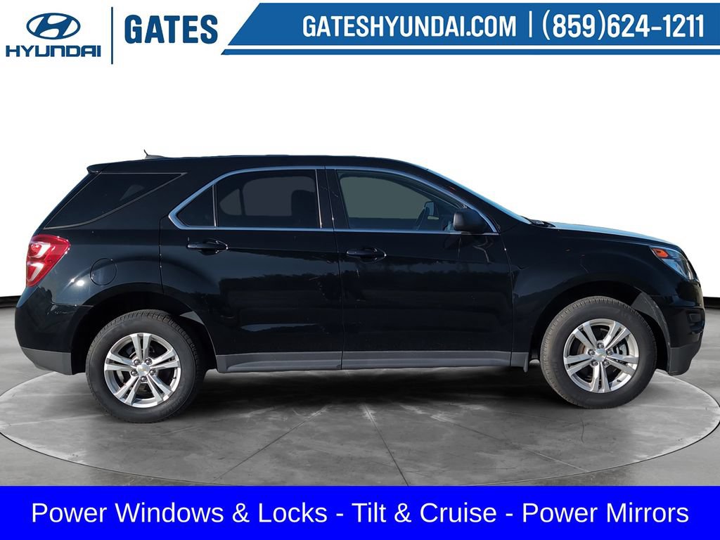 Used 2017 Chevrolet Equinox LS FWD image 3