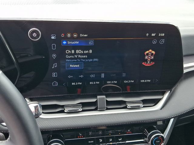Used 2025 Chevrolet Equinox LT AWD/4WD image 16