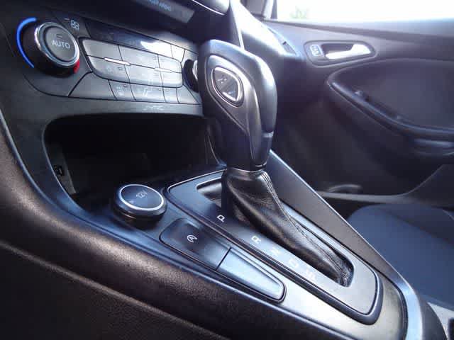 Used 2016 Ford Focus SE FWD image 11