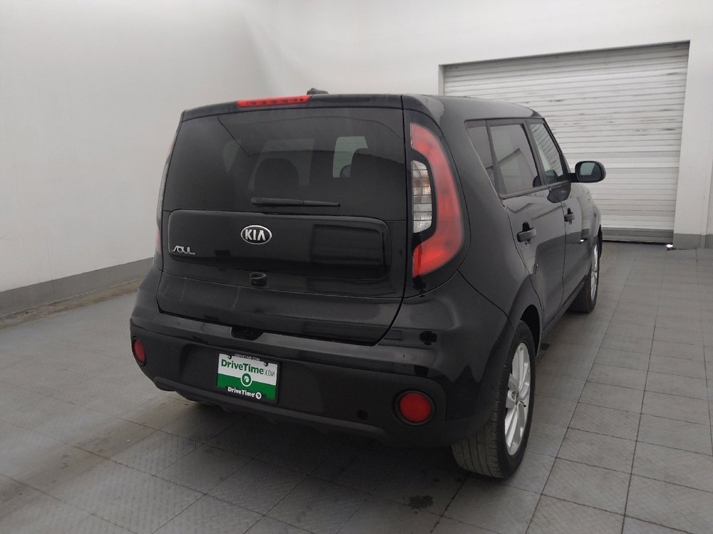 Used 2019 Kia Soul + FWD image 9