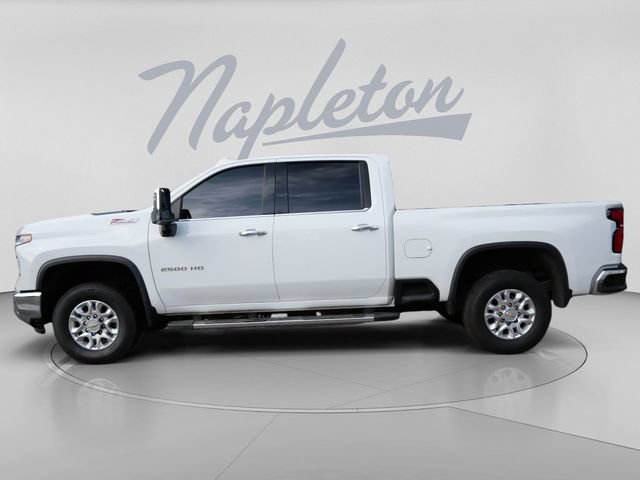 Used 2025 Chevrolet Silverado 2500 LTZ w/ LTZ Premium Package AWD/4WD image 4