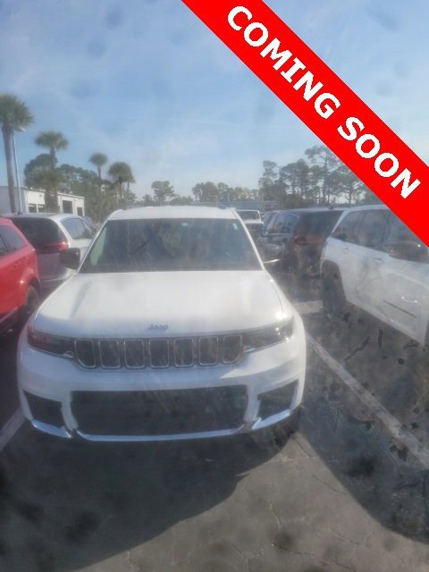 Certified 2023 Jeep Grand Cherokee L Laredo image 2