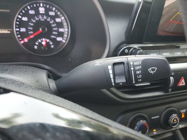 Certified 2023 Kia Forte LXS w/ LXS Technology Package FWD image 30