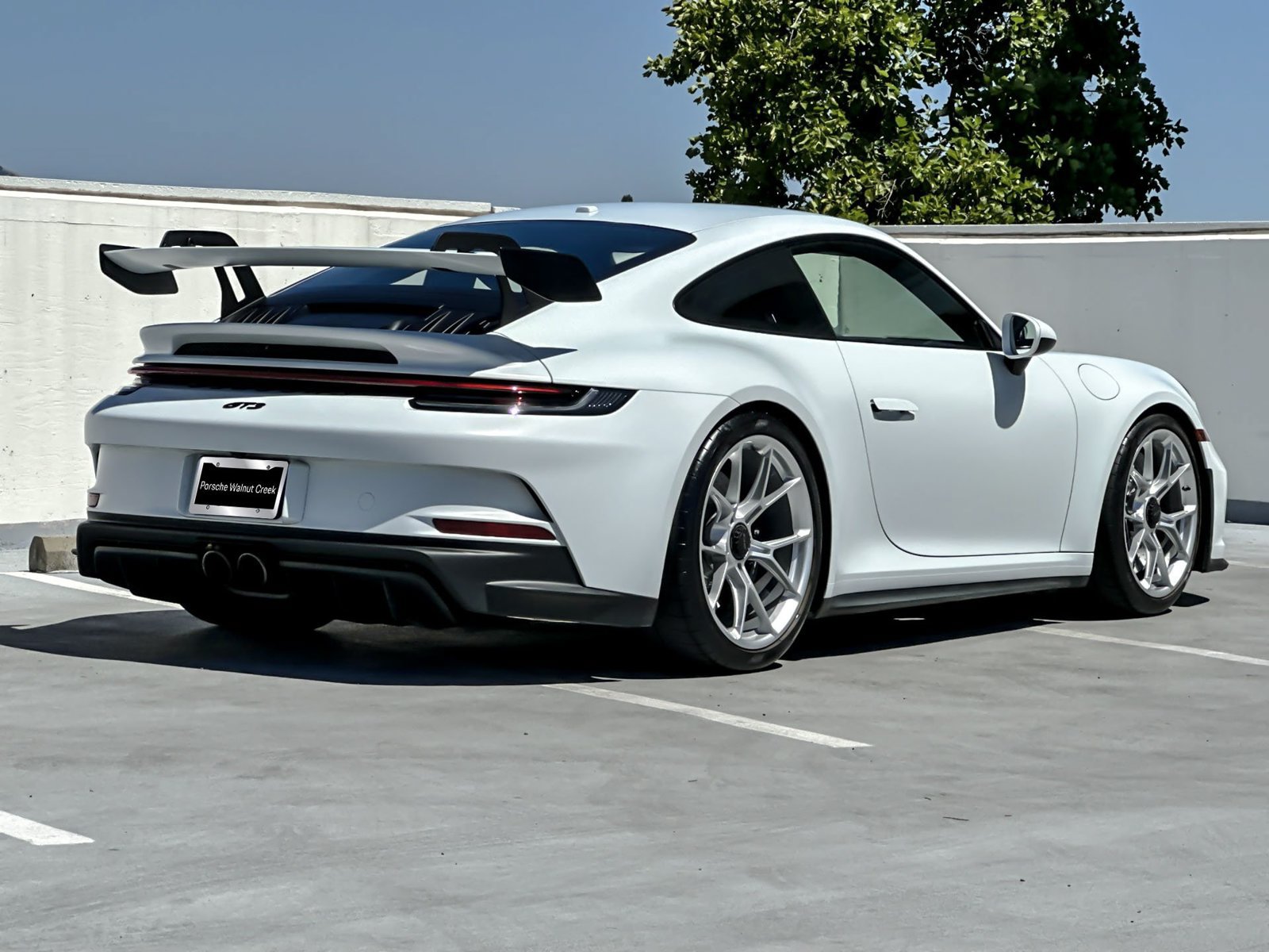 Certified 2022 Porsche 911 GT3 RWD image 8