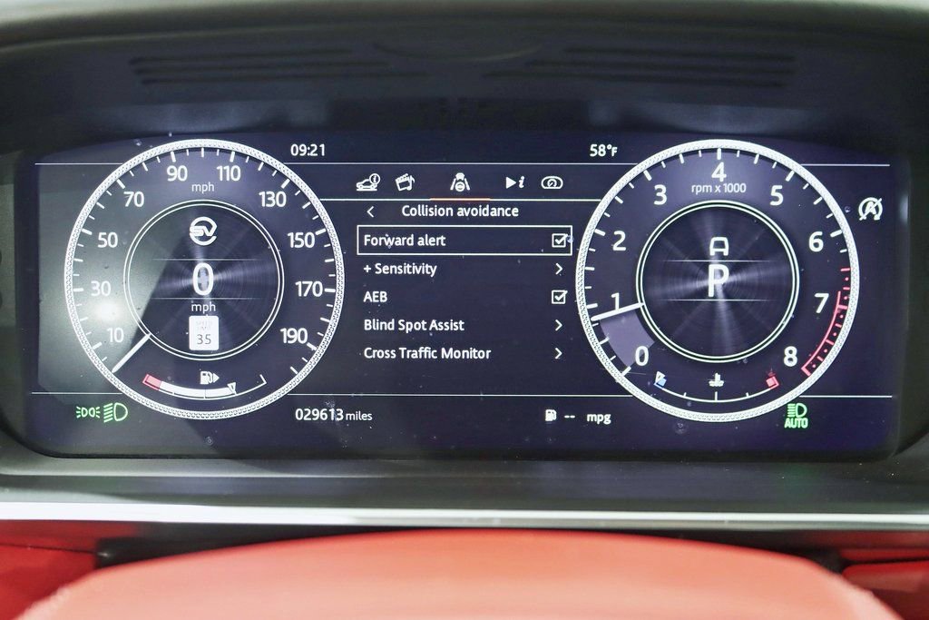 Used 2021 Land Rover Range Rover SV Autobiography Dynamic image 19