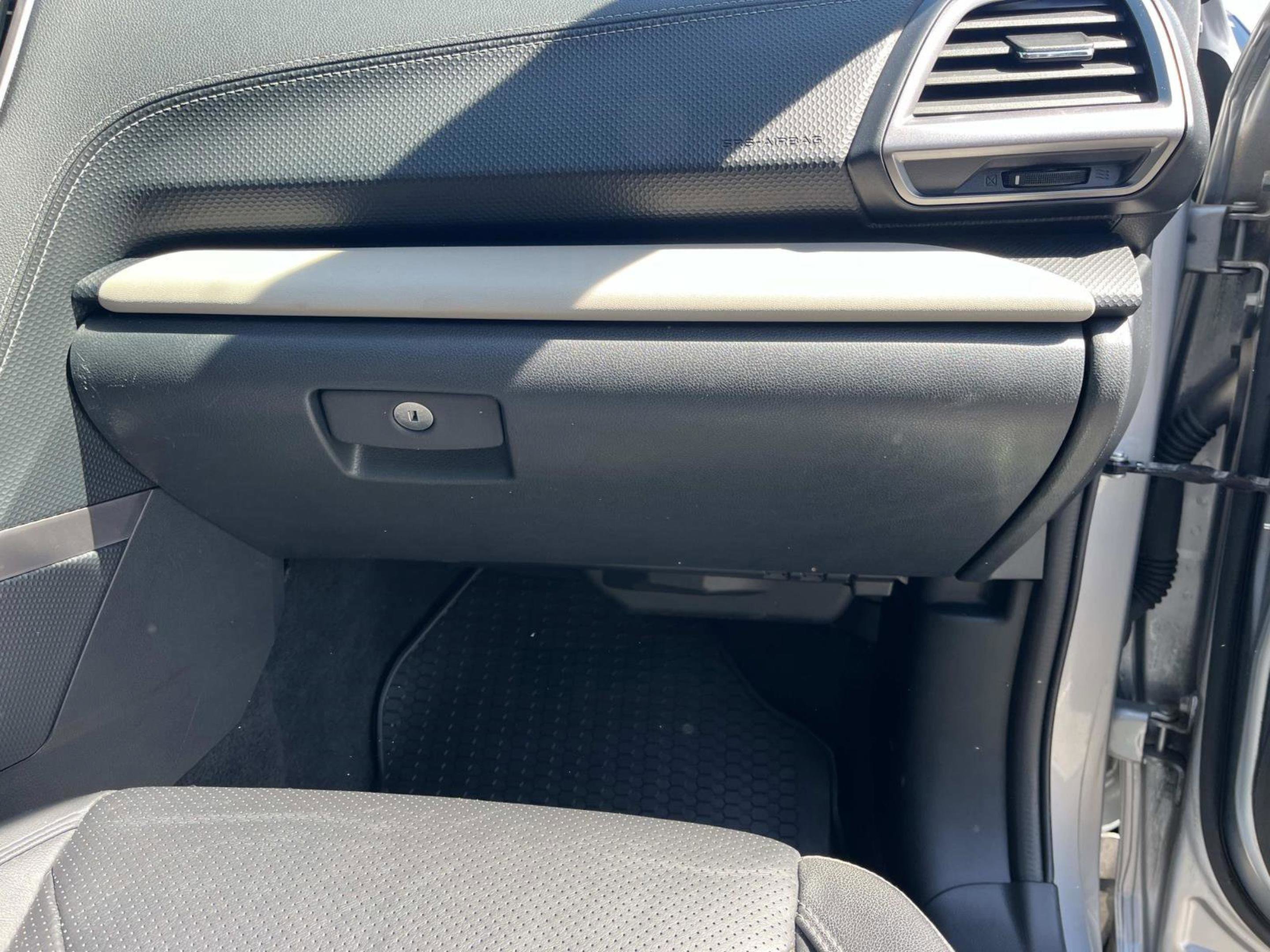Used 2022 Subaru Forester Limited AWD/4WD image 40