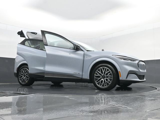 New 2025 Ford Mustang Mach-E Premium w/ Interior Protection Package image 34