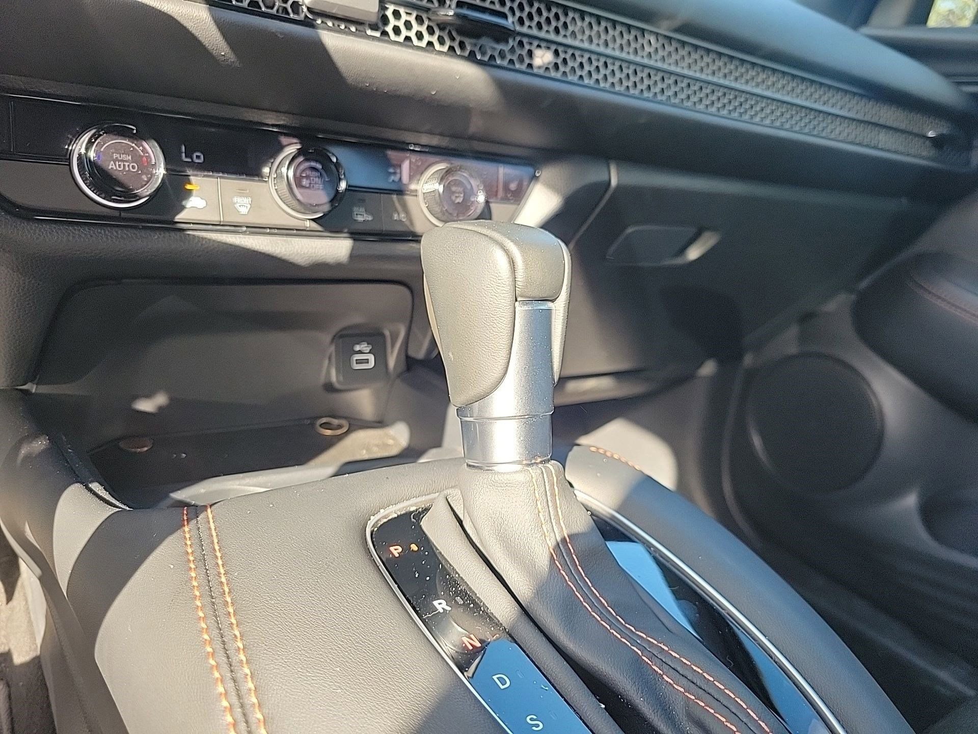 Used 2025 Honda HR-V Sport image 33