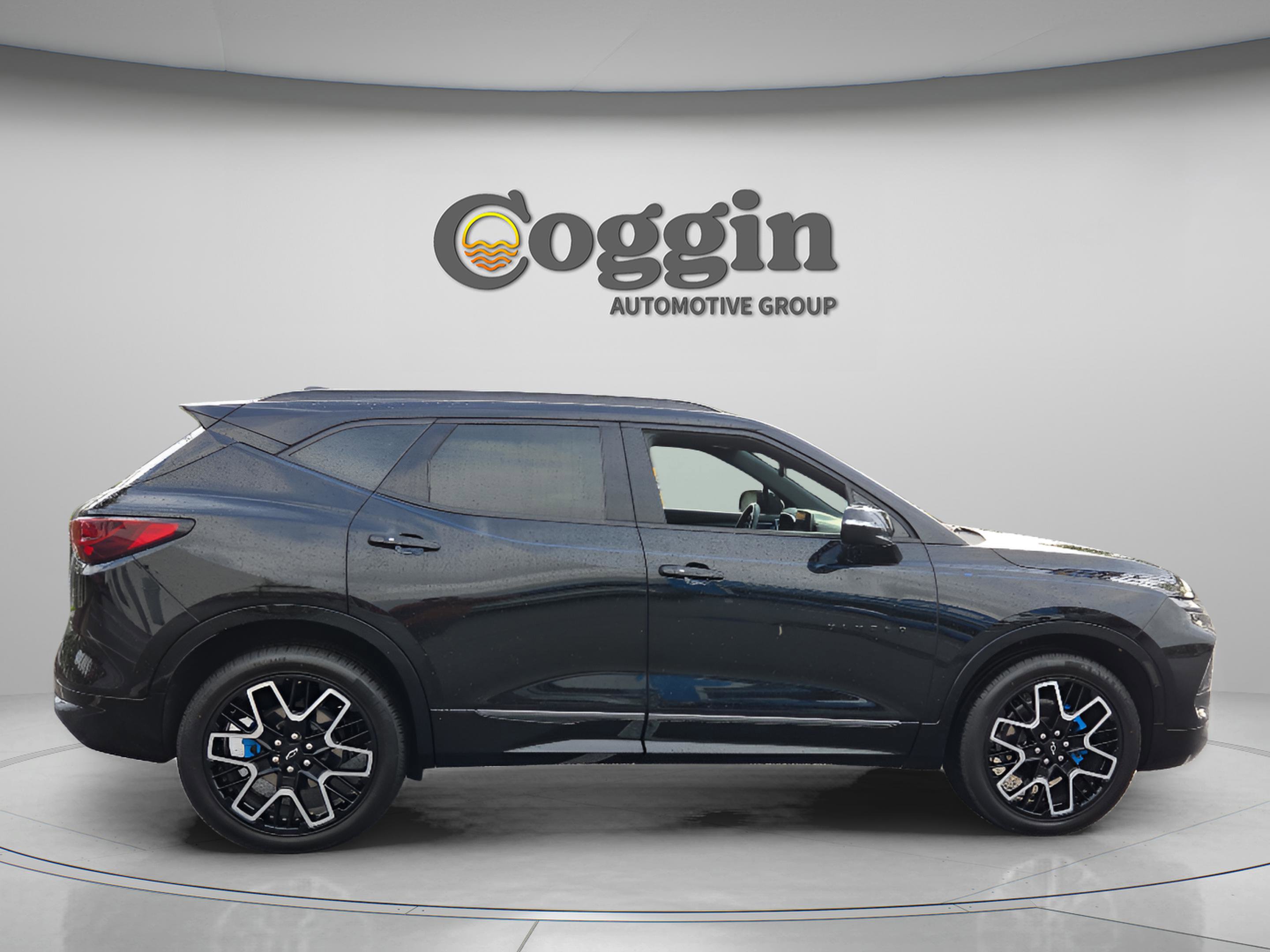 Used 2023 Chevrolet Blazer RS w/ Driver Confidence II Package FWD image 6