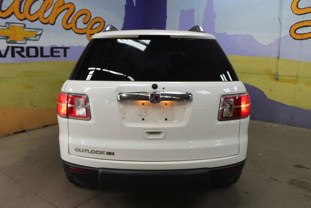 Used 2008 Saturn Outlook XE w/ Preferred Package FWD image 7