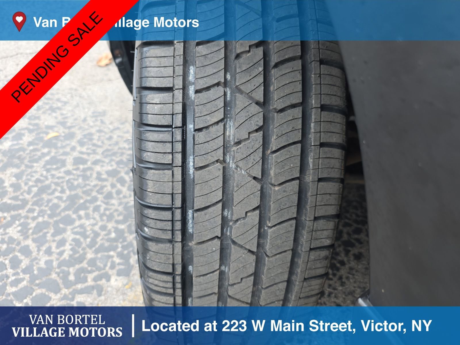 Used 2018 Toyota Highlander SE image 36