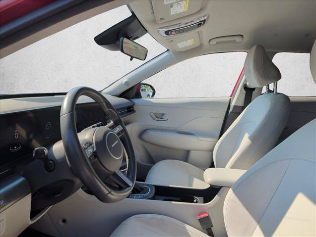 Used 2025 Hyundai Kona SEL FWD image 14