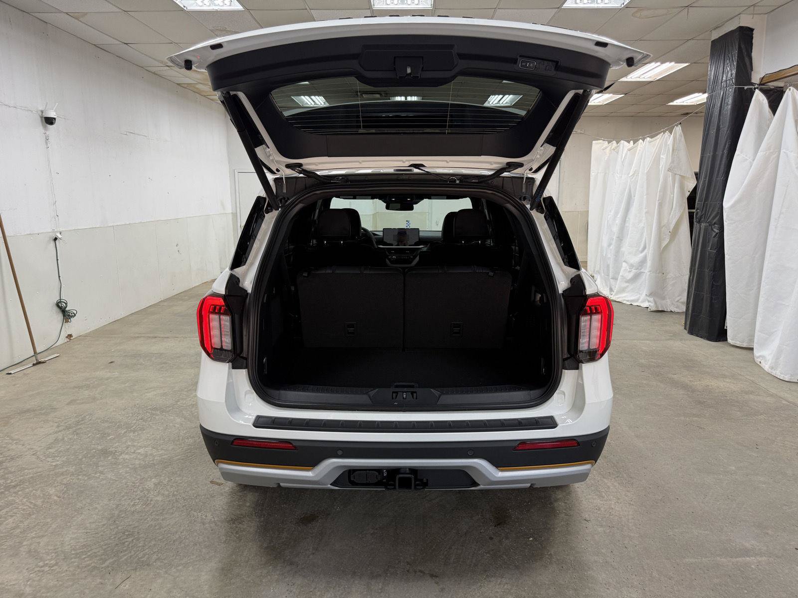 New 2026 Ford Explorer Tremor w/ Tremor Ultimate Package AWD/4WD image 27
