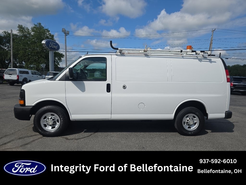 Used 2015 Chevrolet Express 2500 RWD image 1