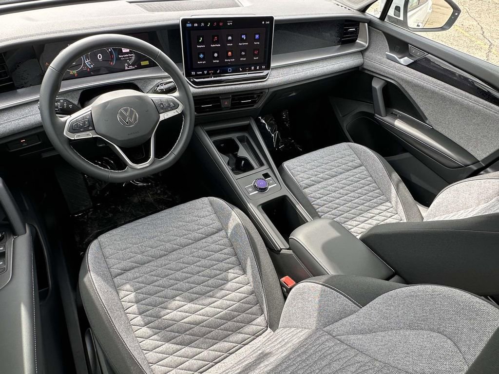 New 2026 Volkswagen Tiguan S AWD/4WD image 9