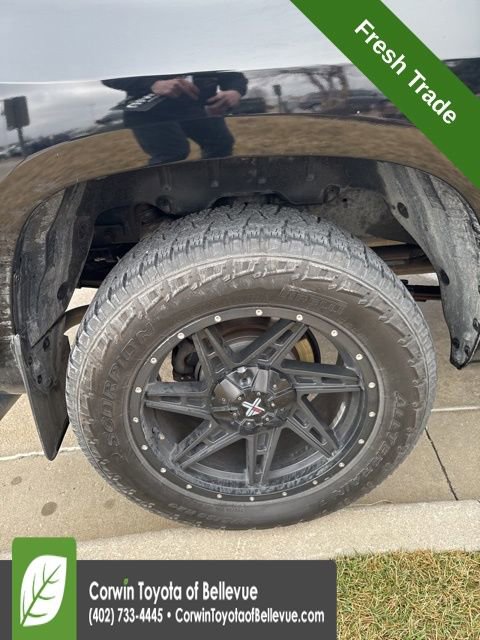 Used 2014 Toyota Tundra SR5 w/ SR5 Upgrade Package image 16