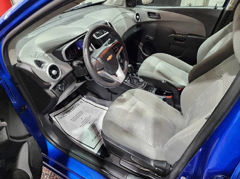 Used 2018 Chevrolet Sonic LS FWD image 9