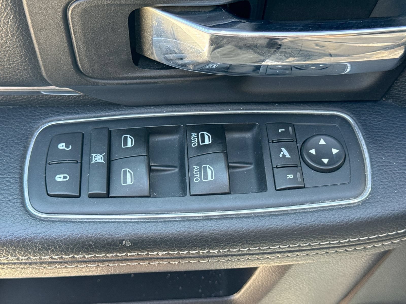 Used 2016 RAM 1500 Sport AWD/4WD image 21