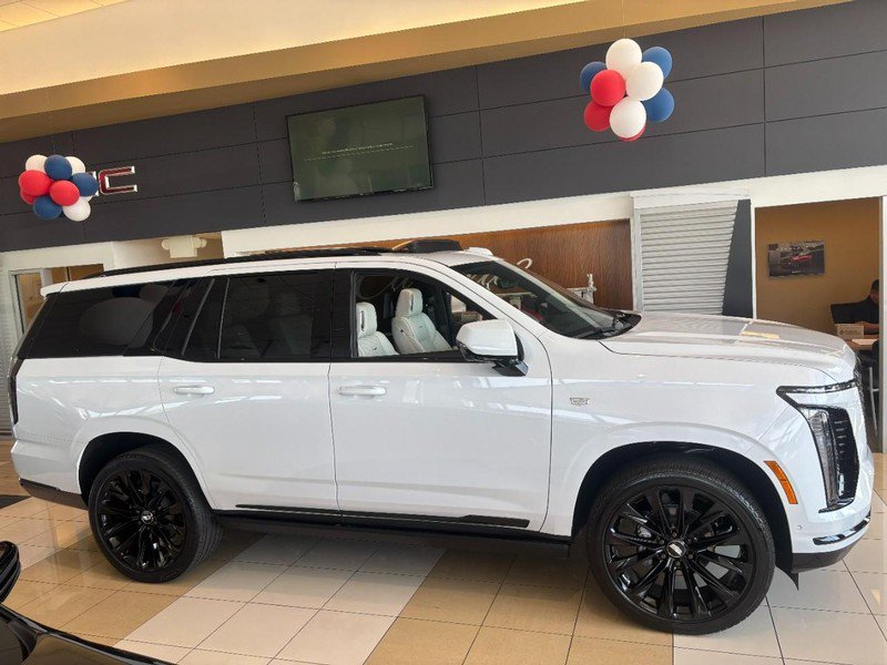 New 2026 Cadillac Escalade Platinum Sport w/ LPO, ONYX Package AWD/4WD image 2