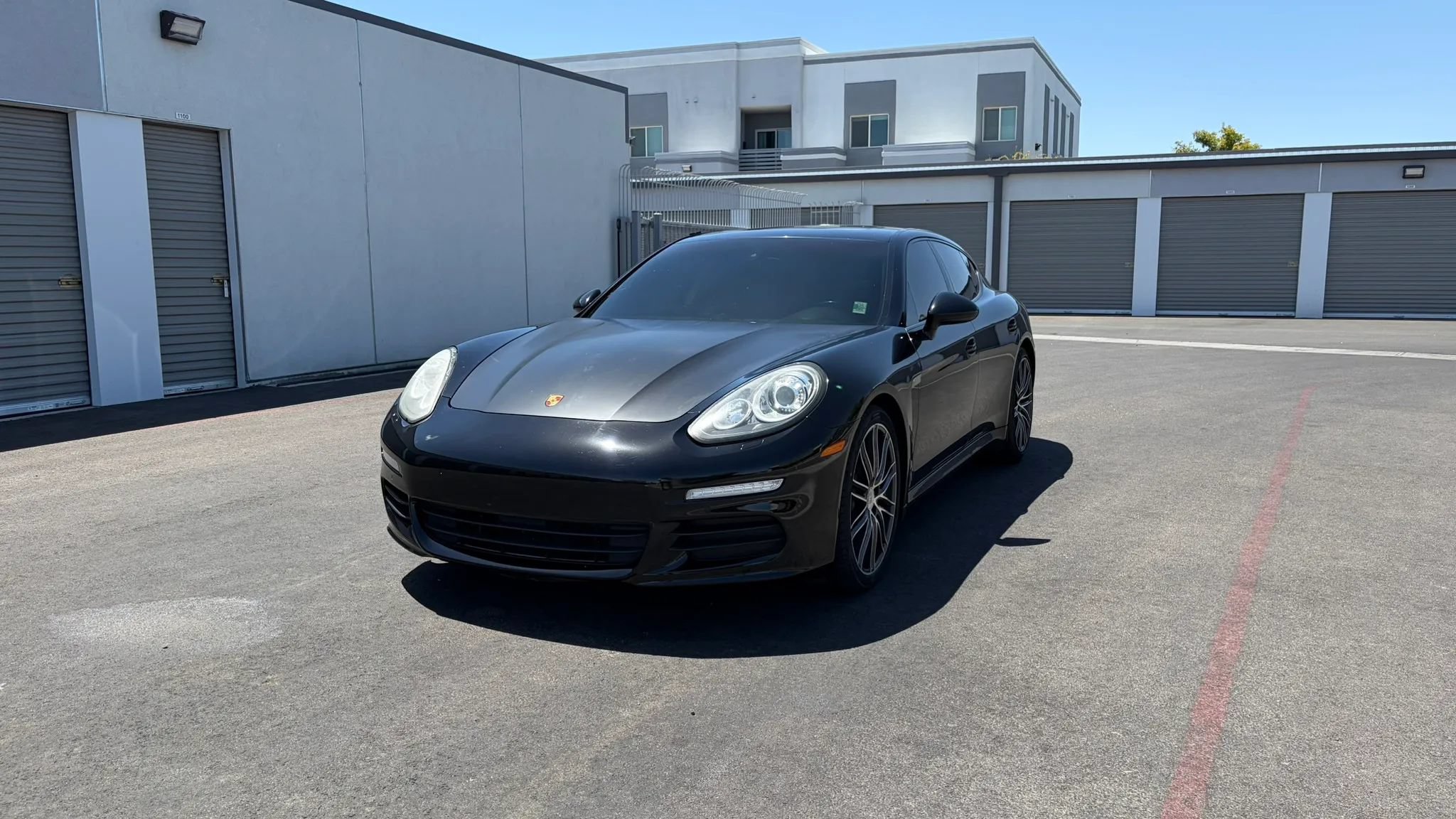 Used 2015 Porsche Panamera 4 AWD/4WD image 4