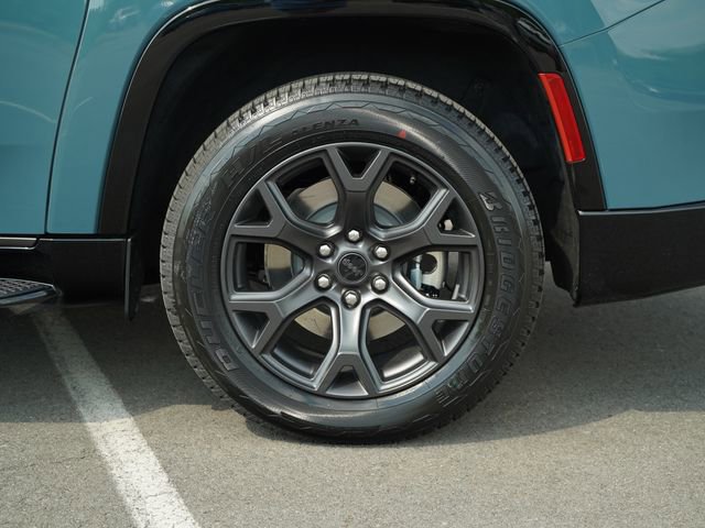 New 2026 Jeep Grand Wagoneer L Limited AWD/4WD image 42