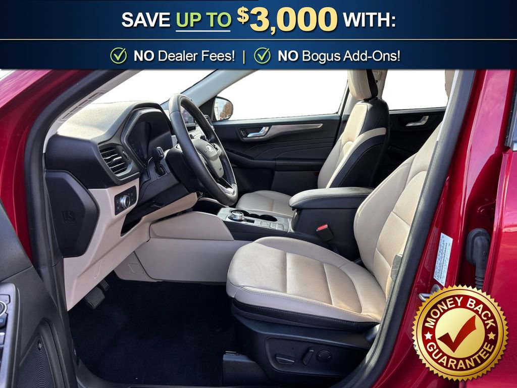 Used 2021 Ford Escape Titanium w/ Class II Trailer Tow Package image 14