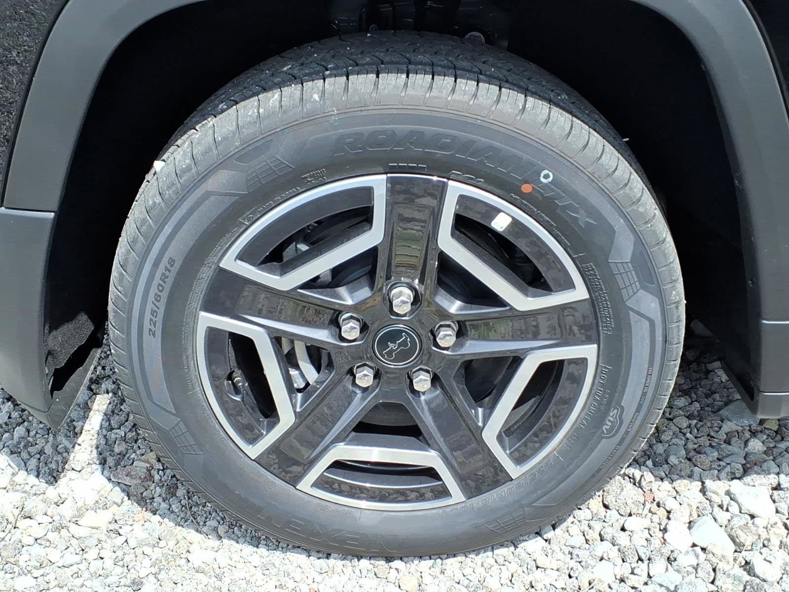 New 2026 Jeep Cherokee Laredo AWD/4WD image 5