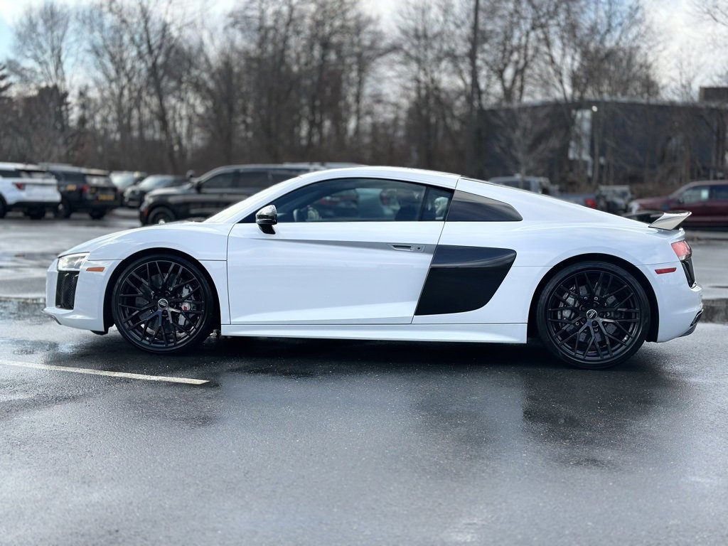 Used 2018 Audi R8 V10 plus image 3