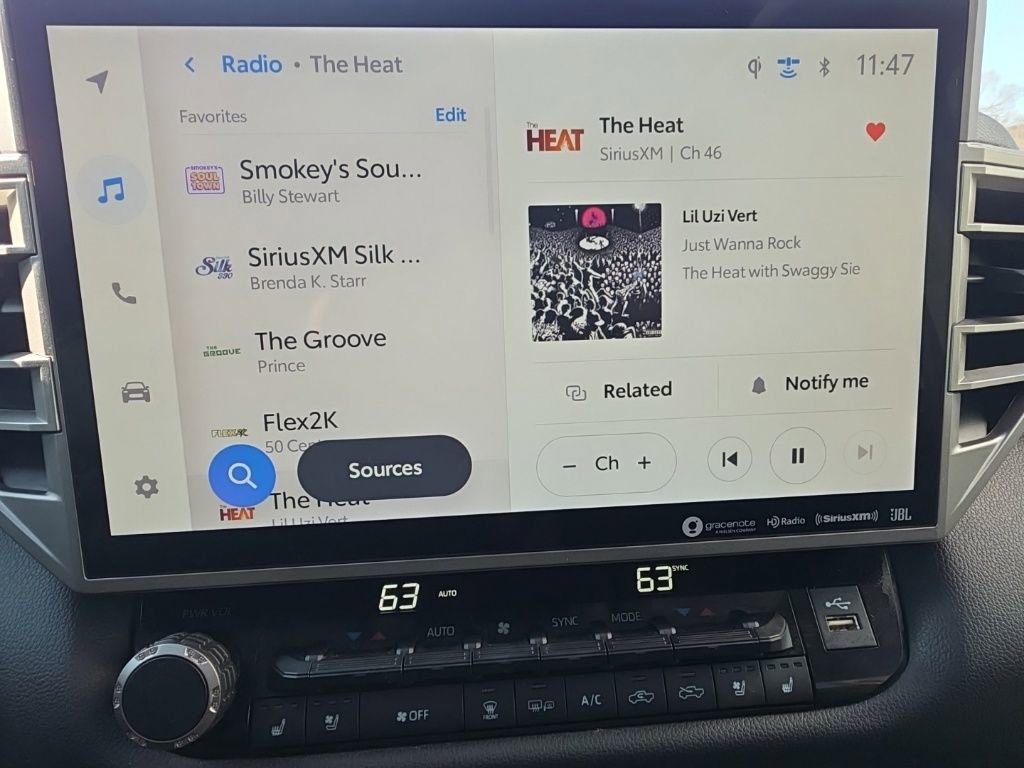 Used 2022 Toyota Tundra Limited image 31