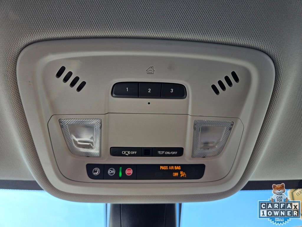 Used 2021 Chevrolet Traverse RS FWD image 40