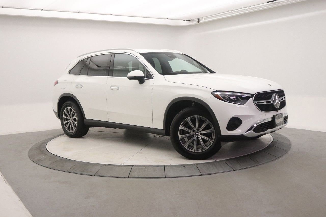 Certified 2026 Mercedes-Benz GLC 300 image 33