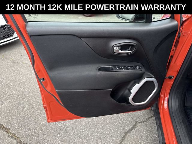Used 2019 Jeep Renegade Sport w/ UConnect 7.0 Group AWD/4WD image 13